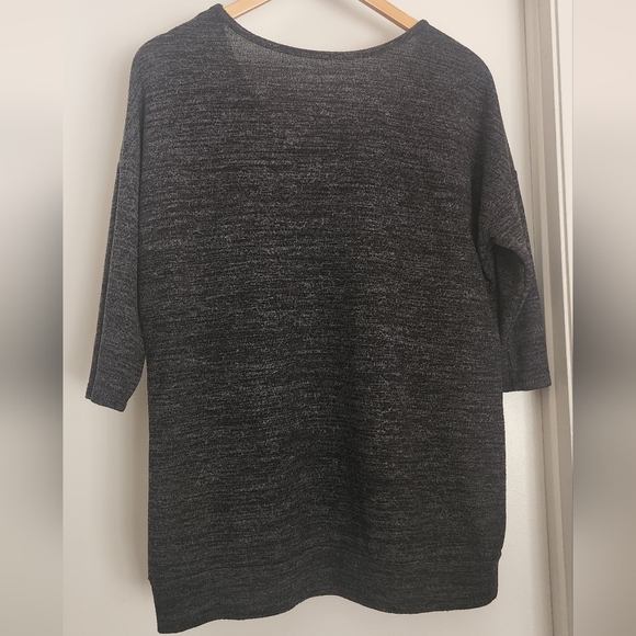 Torrid Set Of 2 Super Soft Plush Pullover Tops Grey And Purple Sz 00 - Picture 9 of 10